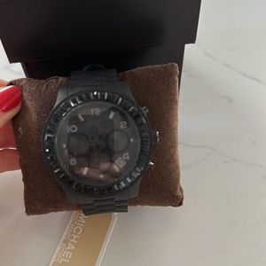 Michael Kors Oversized Chronograph Quartz Womens Boyfriend Watch - Black MK5395